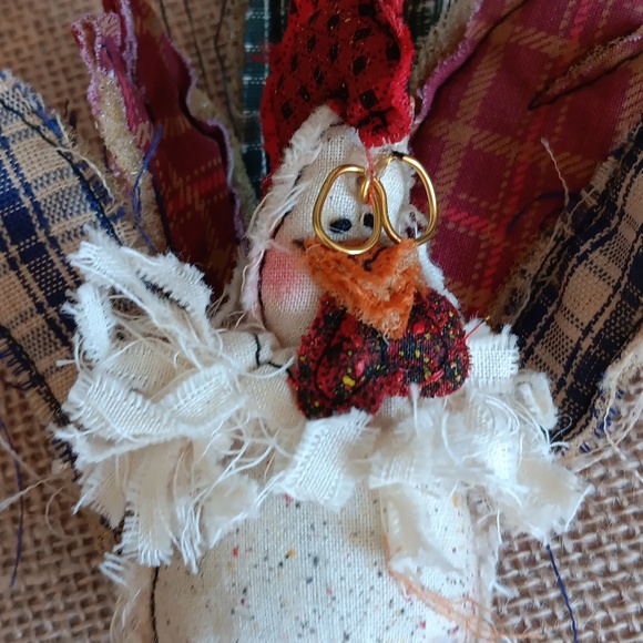 TWO TURKEYS - Picture 4 of 5